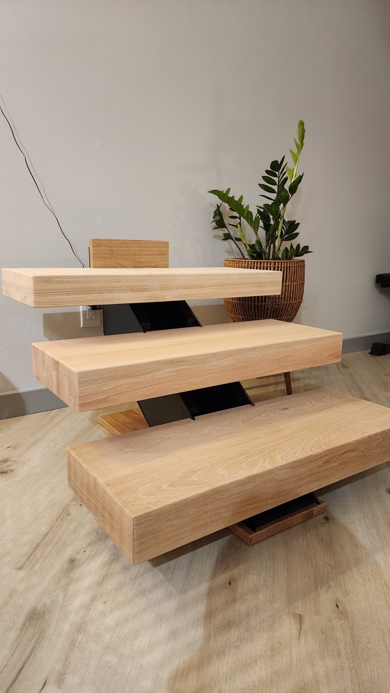 Cantilever staircase sample
