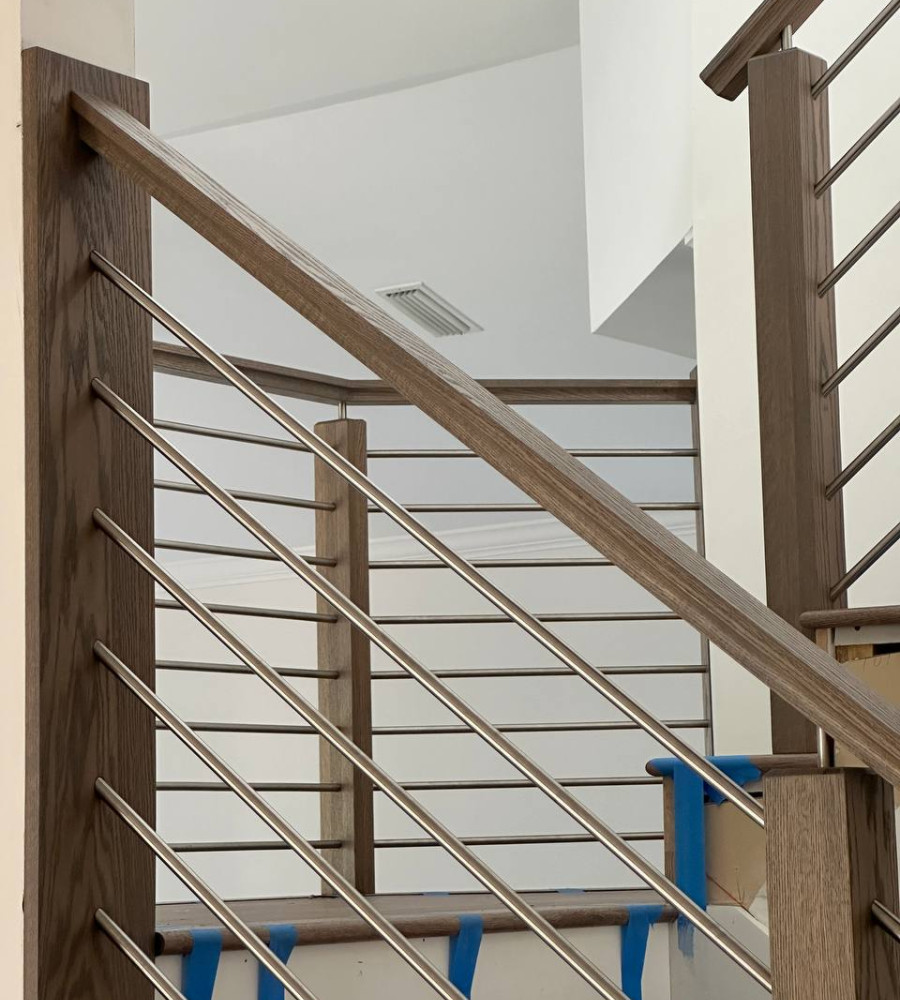 Horizontal Bars and Wire System